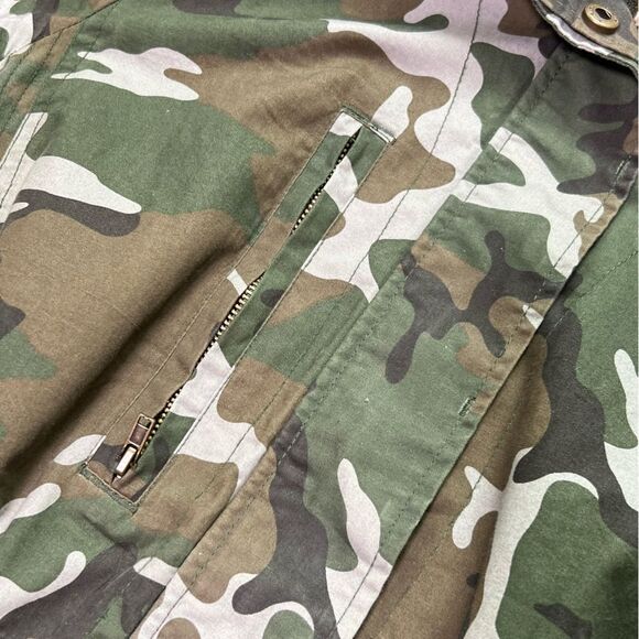 LOVE TREE Camouflage jacket 🖤 lightweight 🖤 excellent condition 🖤 Large - Picture 4 of 7